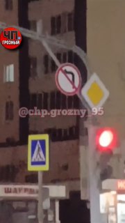 Важно соблюдать знак ‘Поворот налево запрещен’ на дорогах